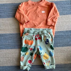H&M Baby Sweatpants/Sweatshirt (4-6months)